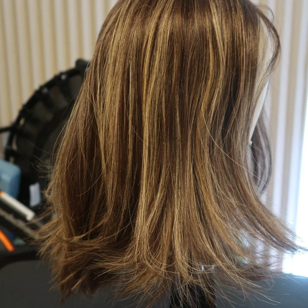 LeBeauty Human Hair Brunette Wig with Highlights - Picture 4 of 16